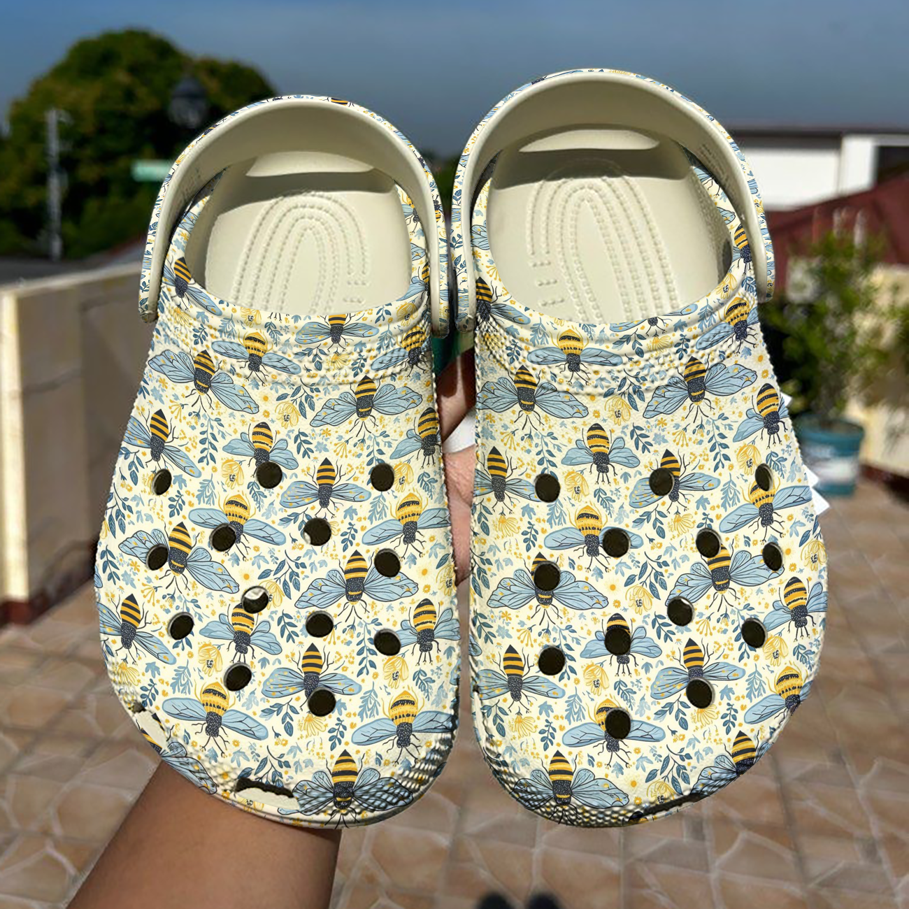 Cee™ Clogs The Honeybee Diaries