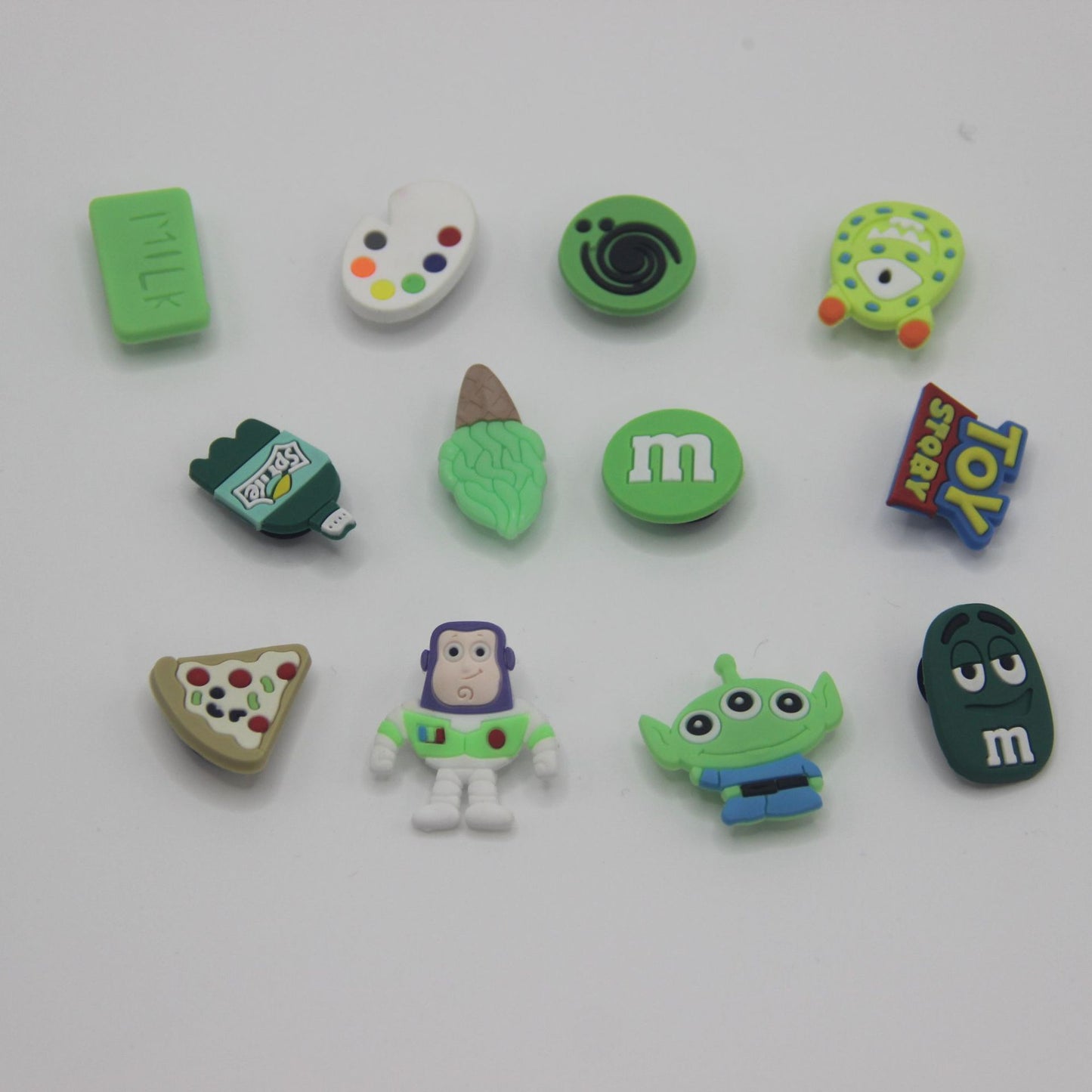 Shoe Charms, Different Cute Shoe Decoration Charms for Shoes Bracelet Wristband Party Favors Gifts Boys Girls Adults Teens.