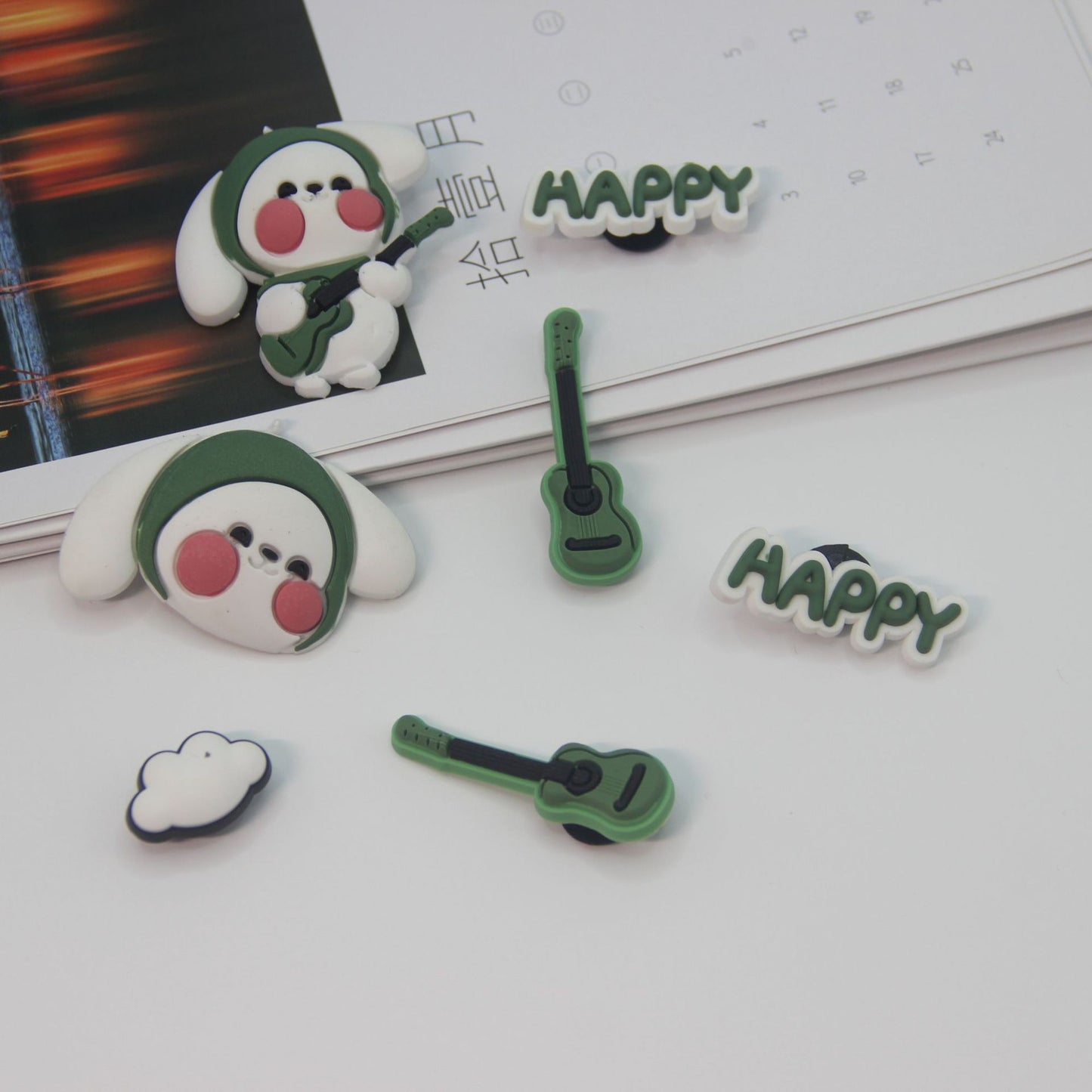 Shoe Charms, Different Cute Shoe Decoration Charms for Shoes Bracelet Wristband Party Favors Gifts Boys Girls Adults Teens.