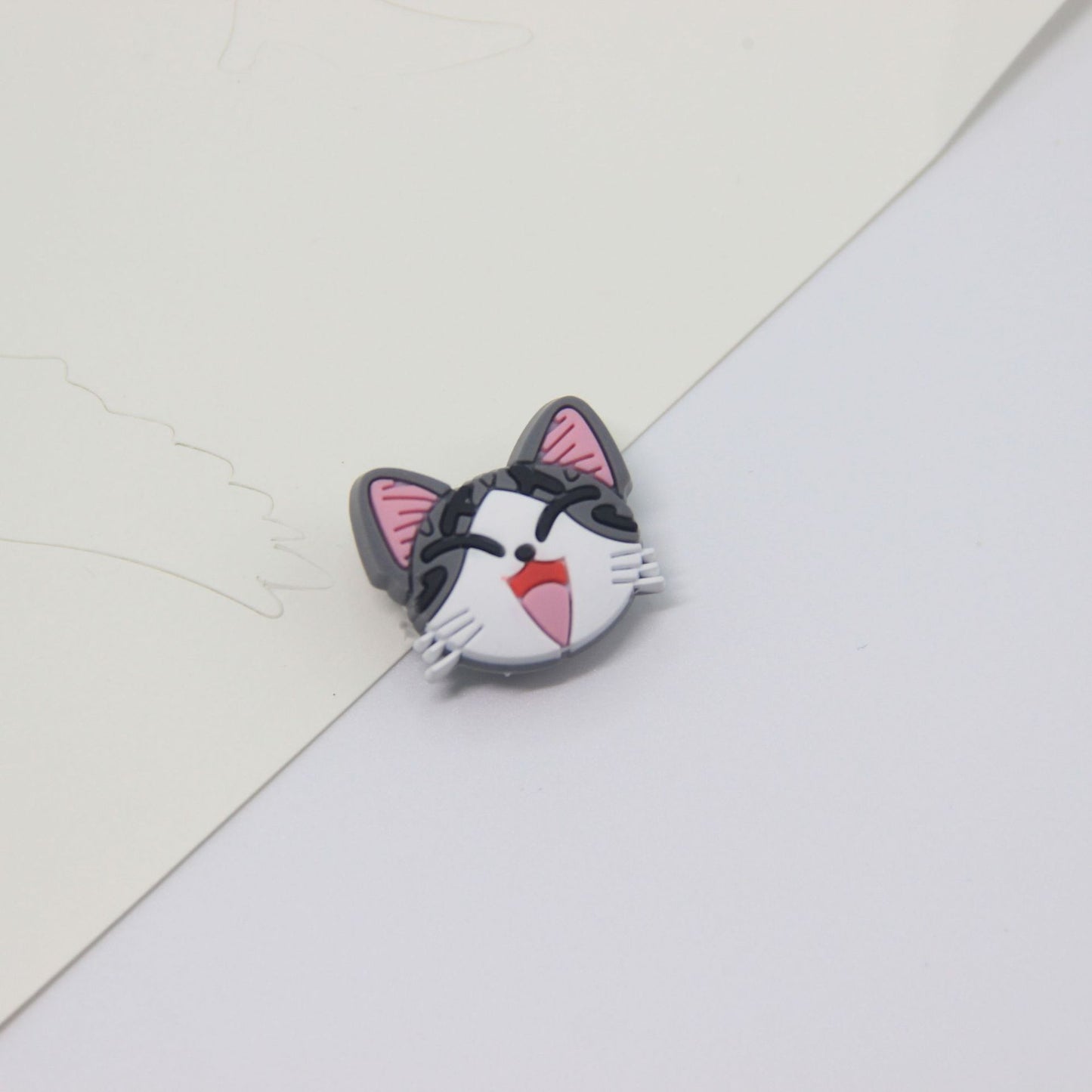 Shoe Charms, Different Cute Shoe Decoration Charms for Shoes Bracelet Wristband Party Favors Gifts Boys Girls Adults Teens.