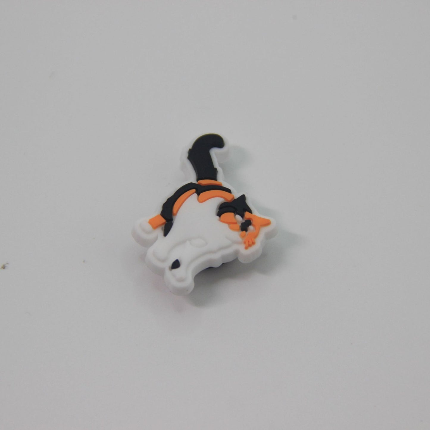 Shoe Charms, Different Cute Shoe Decoration Charms for Shoes Bracelet Wristband Party Favors Gifts Boys Girls Adults Teens.