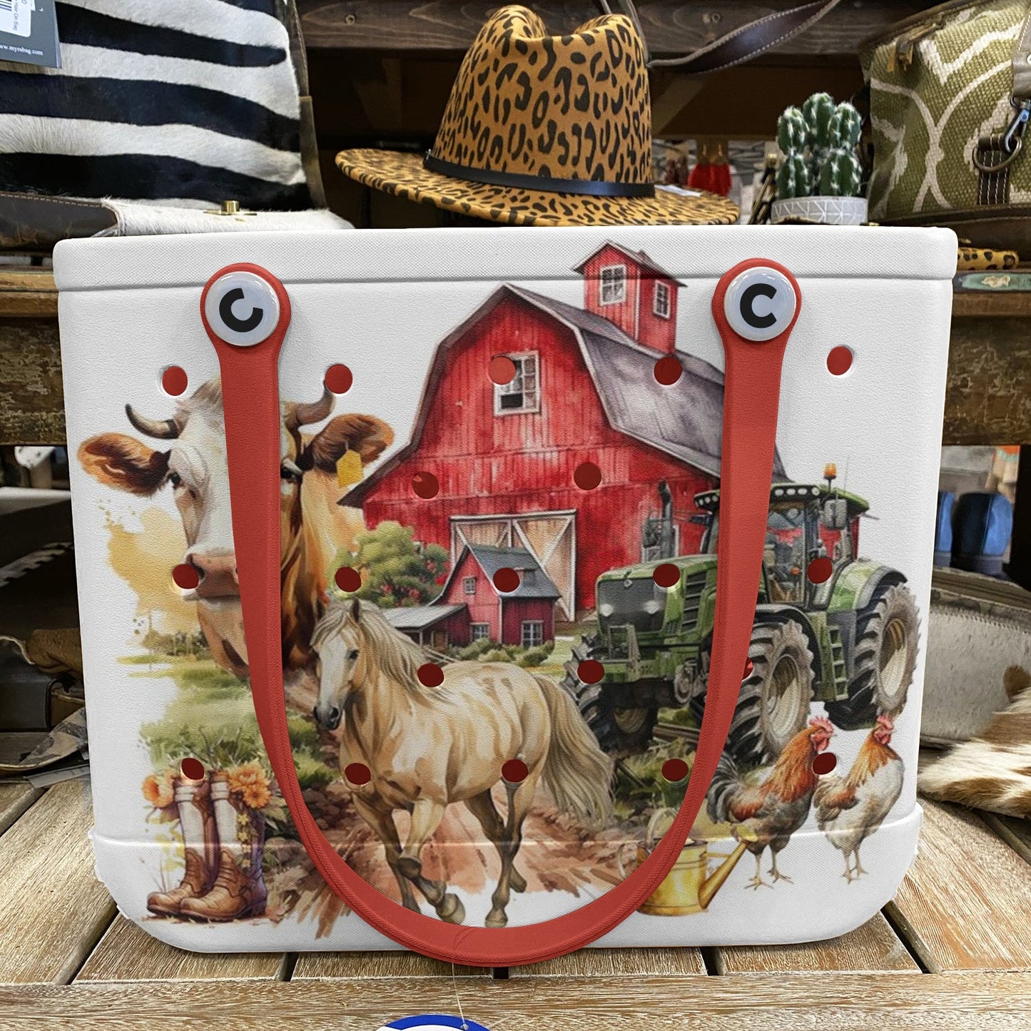 Ceeprints Cee™ Bag Cattle Red Barn