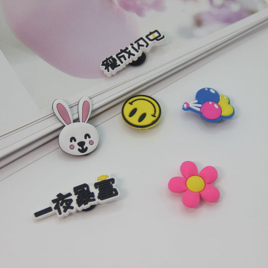 Shoe Charms, Different Cute Shoe Decoration Charms for Shoes Bracelet Wristband Party Favors Gifts Boys Girls Adults Teens.
