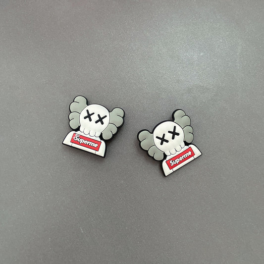 Shoe Charms, Different Cute Shoe Decoration Charms for Shoes Bracelet Wristband Party Favors Gifts Boys Girls Adults Teens.