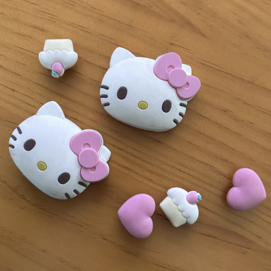 Shoe Charms, Different Cute Shoe Decoration Charms for Shoes Bracelet Wristband Party Favors Gifts Boys Girls Adults Teens.